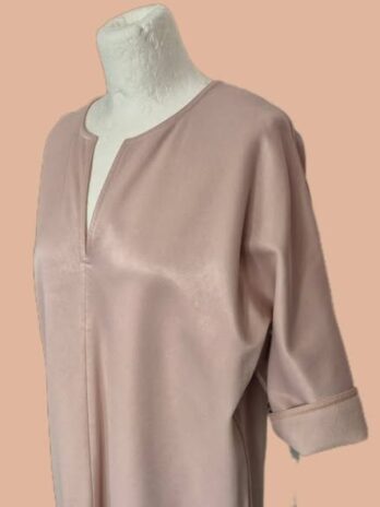 Kleid “ COS “ Größe 40 in Taupe 51% Viscose