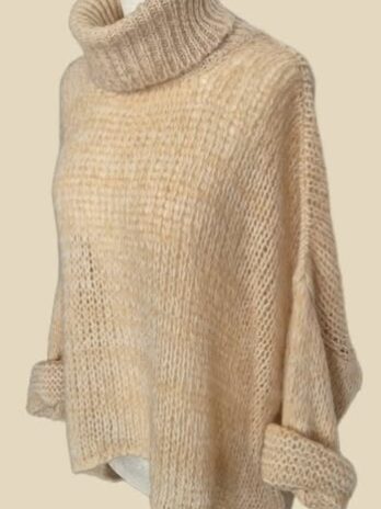 Grobstrickrolli “ NYM Italy “ Größe OS (38-40/42) in Beige/Offwhite gemustert 7% Wolle 7% Viscose