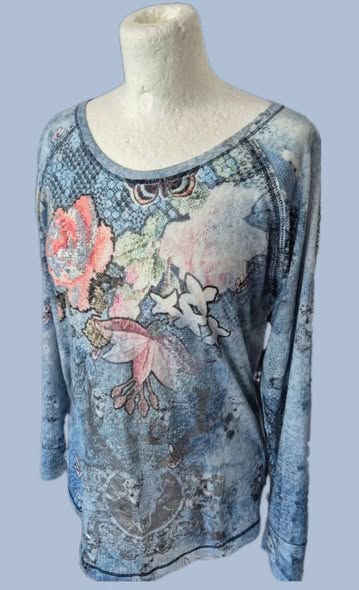 Shirt " Alpensünde " Größe 38/40 in Hellblau/Silber/Floral gemustert 35% Baumwolle – Bild 2