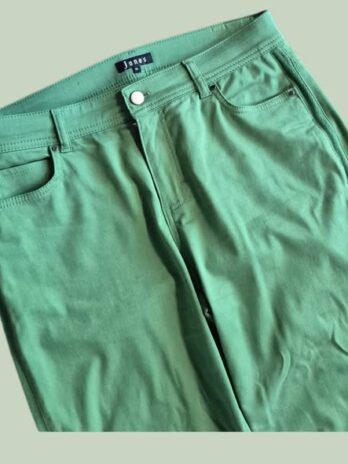 Hose “ Jones “ Größe 38/40 in Grün 64% Lyocell 34% Baumwolle