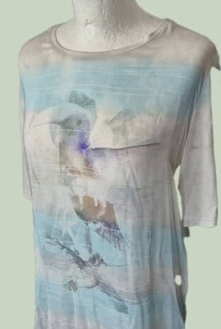 Shirt “ Alpensünde “ Größe 40 in Offwhite/Hellblau/Print gemustert 100% Viscose