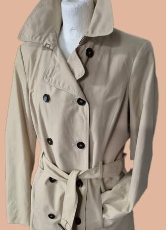 Jacke mit Bindegürtel “ Benetton “ Größe 38 in Beige 59% Baumwolle