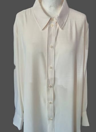 Bluse “ Comma “ Größe 46/48 in Offwhite
