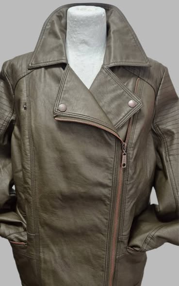 Jacke " Emoi By Emonite " Größe 40 in Olivgrün/Kunstleder – Bild 2