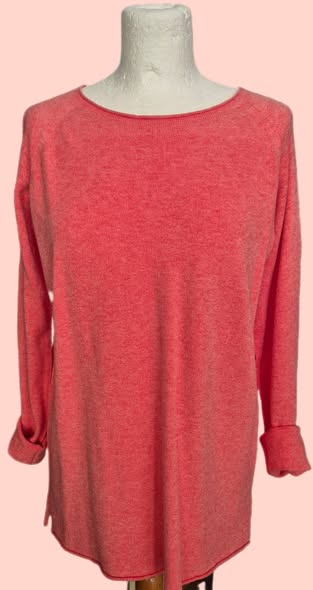 Pulli " Aust " Größe M in Coralle/Cut-Outs/Ärmel Viscose