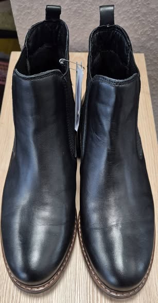 Booties " Tamaris " Größe 38 in Schwarz/Leder NEU!
