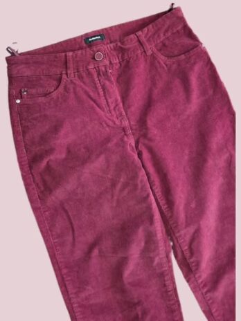 Feincordhose “ Walbusch “ Größe 38 in Weinrot 83% Baumwolle 15% Modal