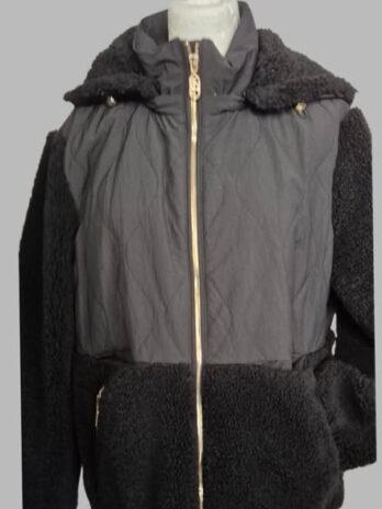 Jacke mit Kapuze “ Liu-Jo “ Größe 38 in Schwarz/Webpelz (Kapuze abnehmbar)