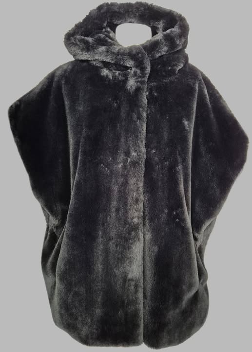 Gilet mit Kapuze " Beaumont " Größe OS (38-40/42) in Schwarz/Webpelz