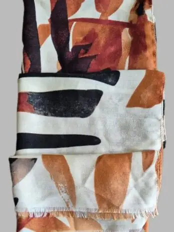 Schal “ S. Oliver “ in Terracotta/Beige/Camel/Schwarz gemustert