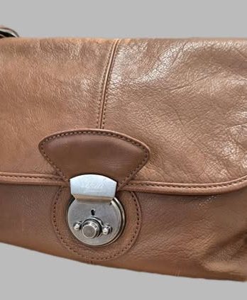 Tasche “ Upla “ in Cognac/Leder Breite ca 36cm Höhe ca 25cm (leichte Gebrauchsspuren)