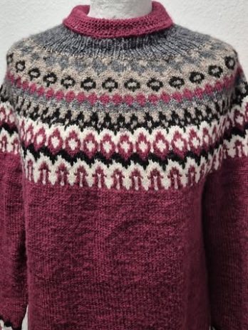 Pulli “ Handarbeit “ Größe 36/38 in Burgundy/Anthrazitgrau/Offwhite/Norwegermuster Wolle