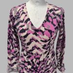 Pulli “ Madeleine “ Größe 36 in Pink/Hellgrau/Offwhite gemustert 90% Schurwolle 10% Cashmere