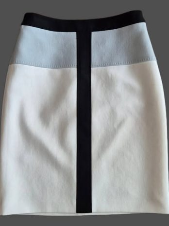 Rock “ Hugo Boss “ Größe 36 in Offwhite/Hellgrau/Schwarz 27% Viscose 7% Baumwolle